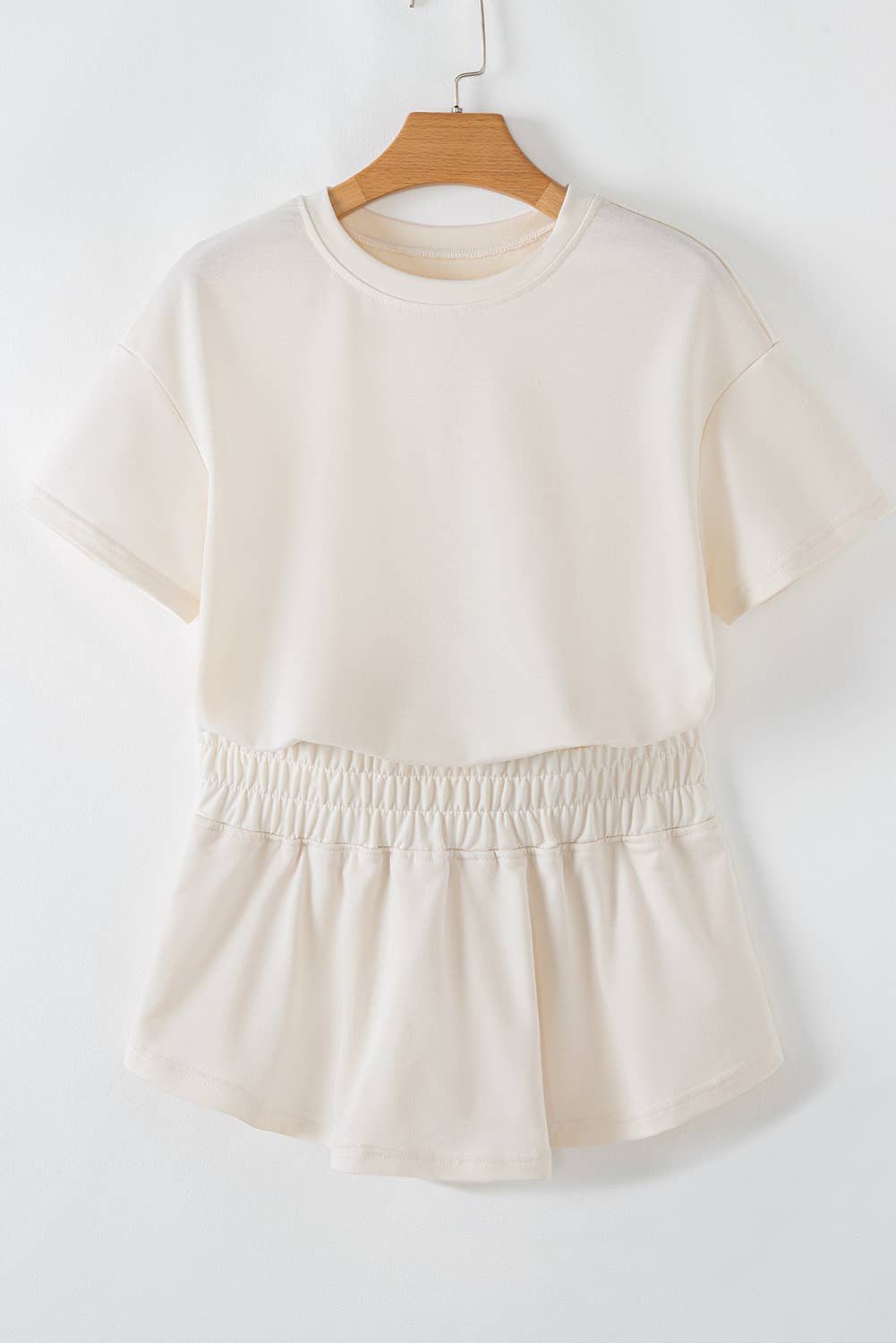 Reynah | Cropped Tee and Ruffle High Waist Skort Set