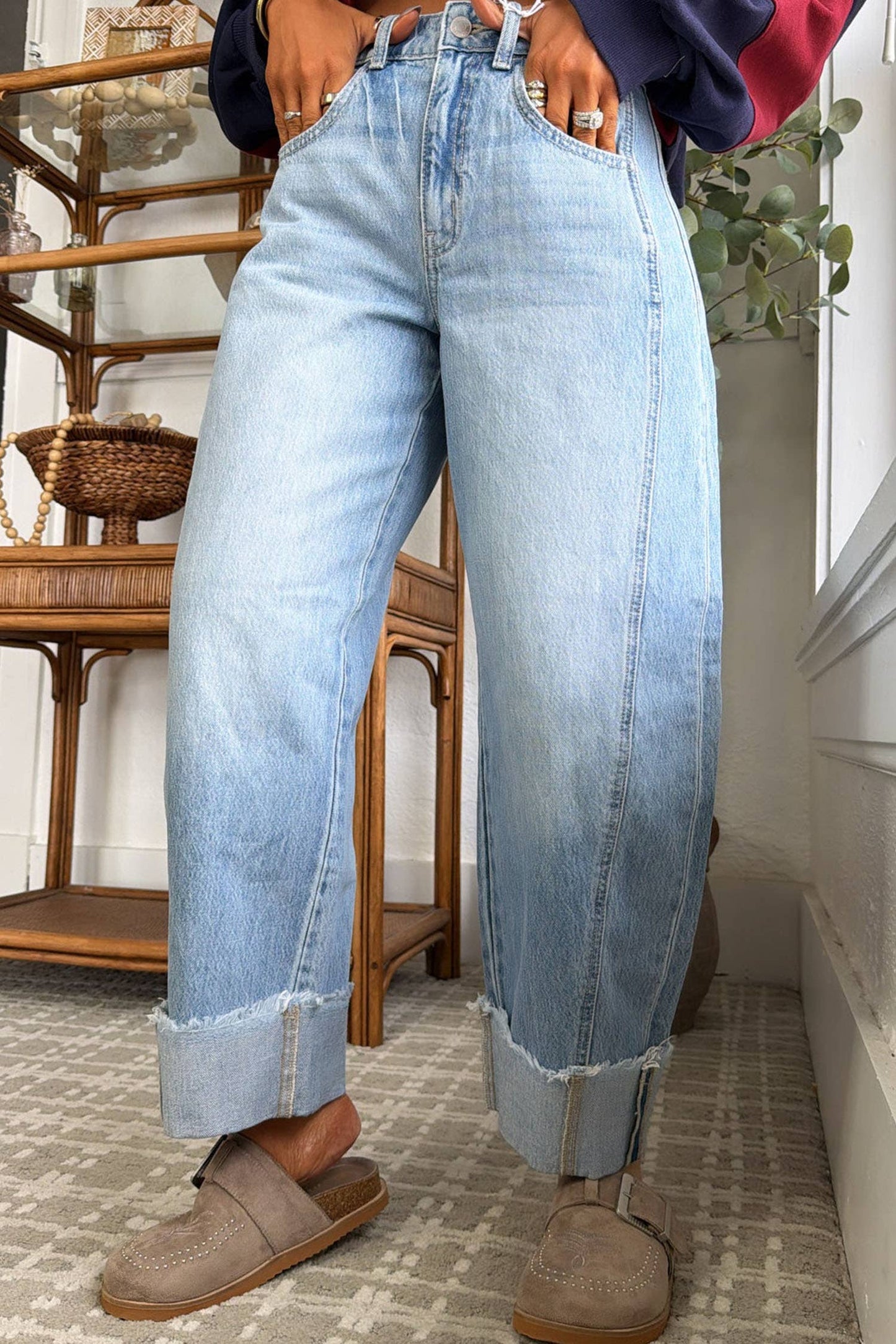 Raw Hem Ankle-length Barrel Jeans