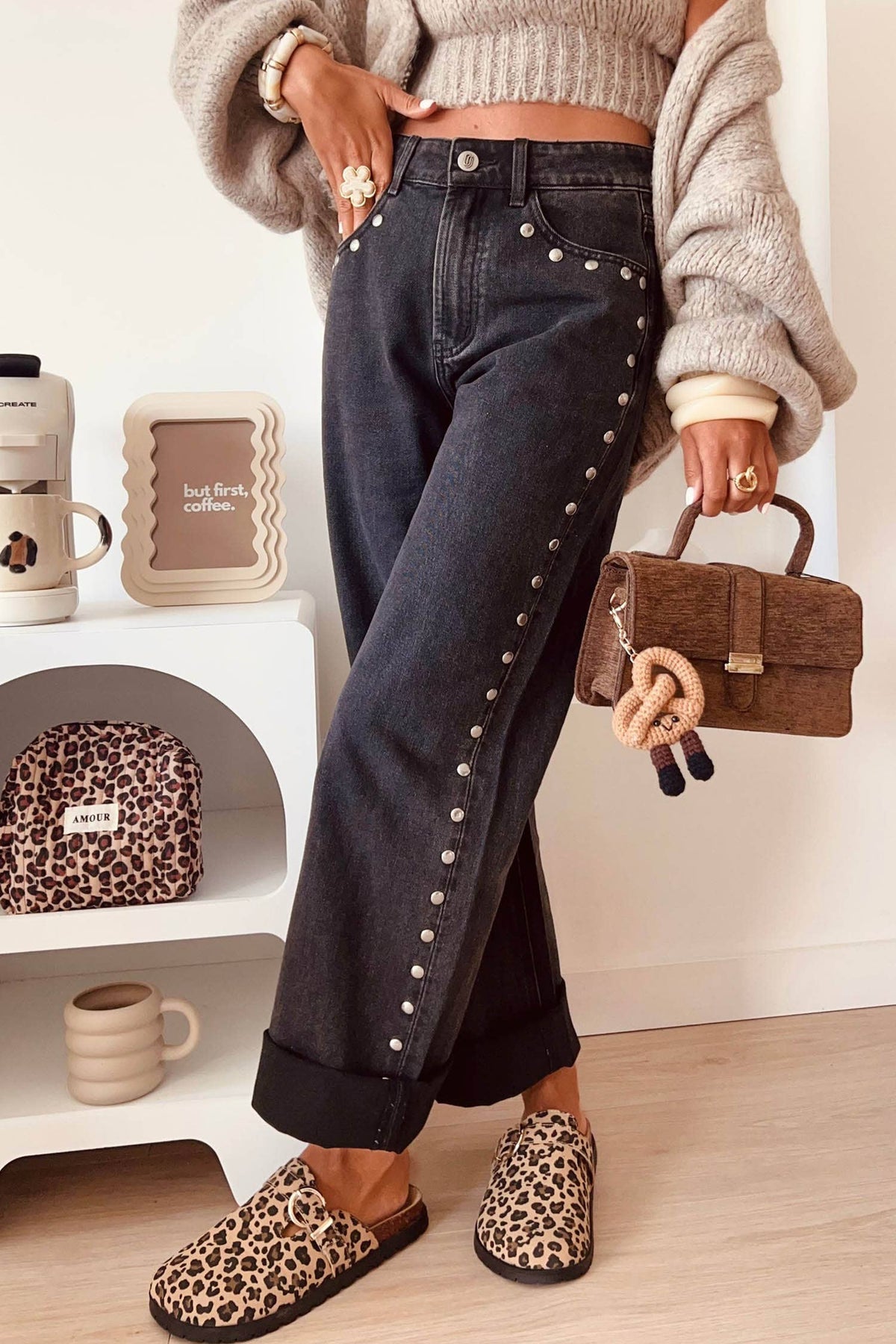 Decorative Studs Casual Jeans - Black
