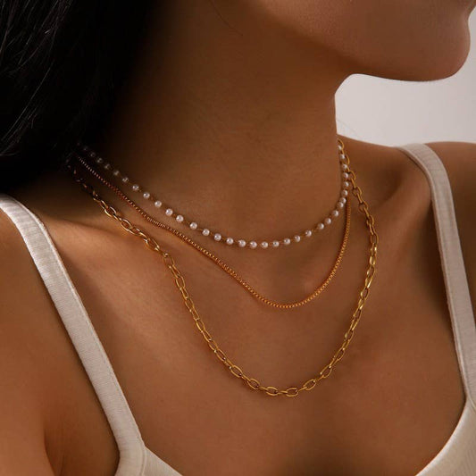 LAYERED NECKLACE
