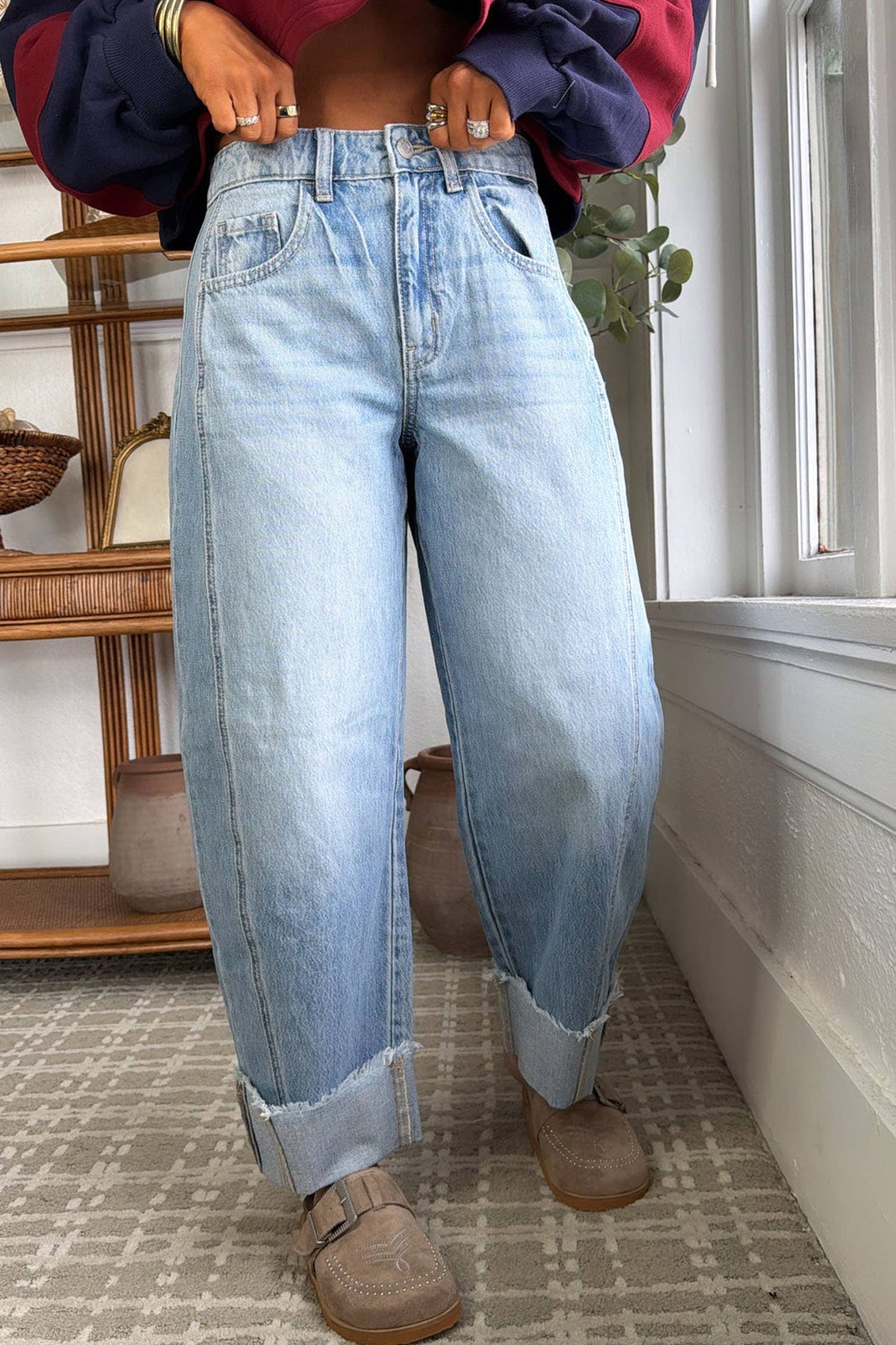 Raw Hem Ankle-length Barrel Jeans